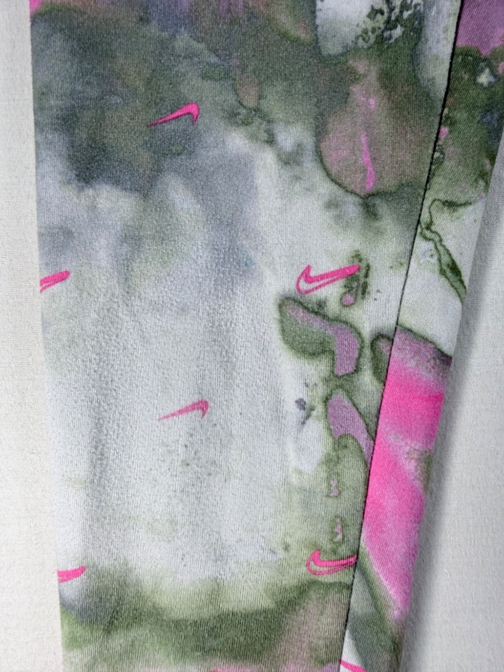 Nike Girls "Snowtime" Tie Dye Dri-FIT Leggings Pink Olive Size 6X / L - Picture 3 of 5
